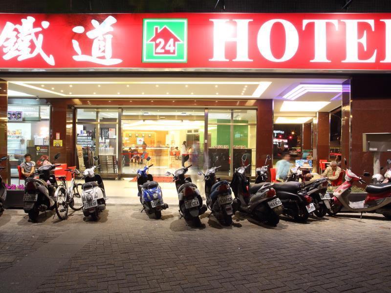 Lan Yin Tie Dao Hotel Тайнань Экстерьер фото